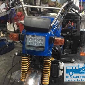 Quy trình lắp ráp xe ba bánh cứu hỏa tỉ mỉ, cẩn thận từng chi tiết