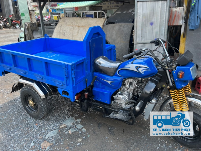 Xe ba gác tự chế được sử dụng nhiều, đảm bảo hợp pháp và được phép lưu thông trên đường