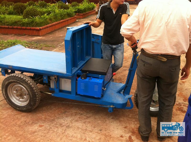 Kiểm tra giấy tờ và khả năng vận hành của xe ba gác điện cũ trước khi mua
