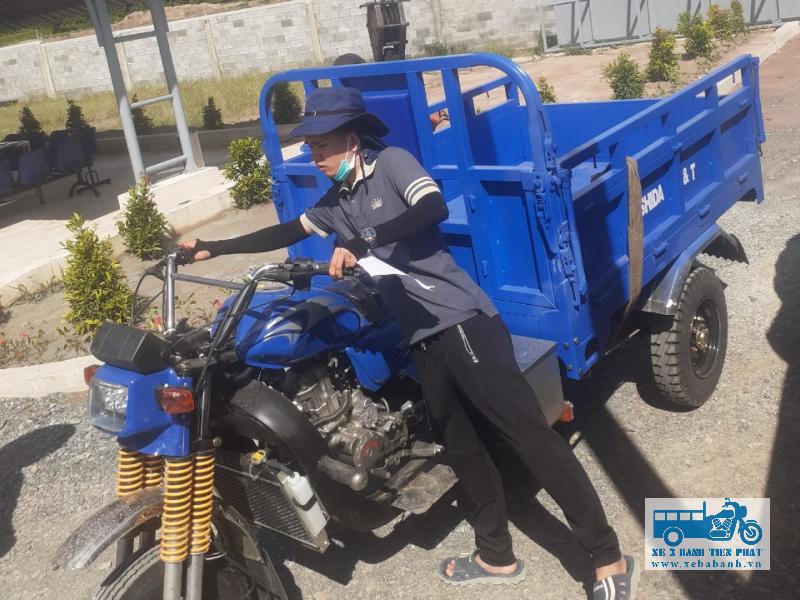 Khi mua xe lôi ba bánh cũ cần kiểm tra khả năng vận hành của xe và các giấy tờ cần thiết