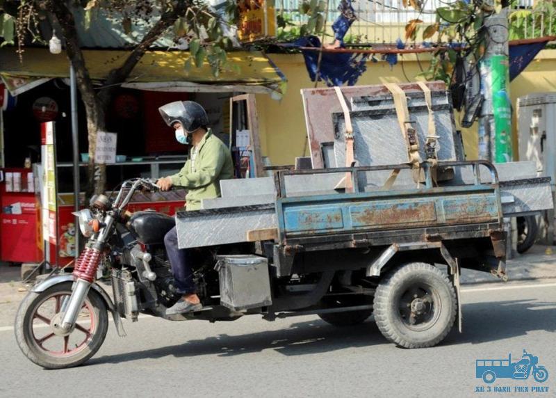 Công việc thực tế xe ba bánh đang làm ở Trà Vinh
